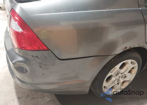 2010 Ford Fusion Se из США, поврежденный, VIN 3FAHP0HA6AR106309